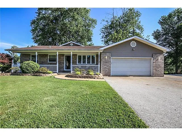 514 Joyce Ann Dr photo 1