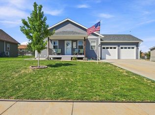 719 Zenith St, Belle Fourche, SD 57717