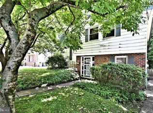 8906 Alicia St, Philadelphia, PA 19115