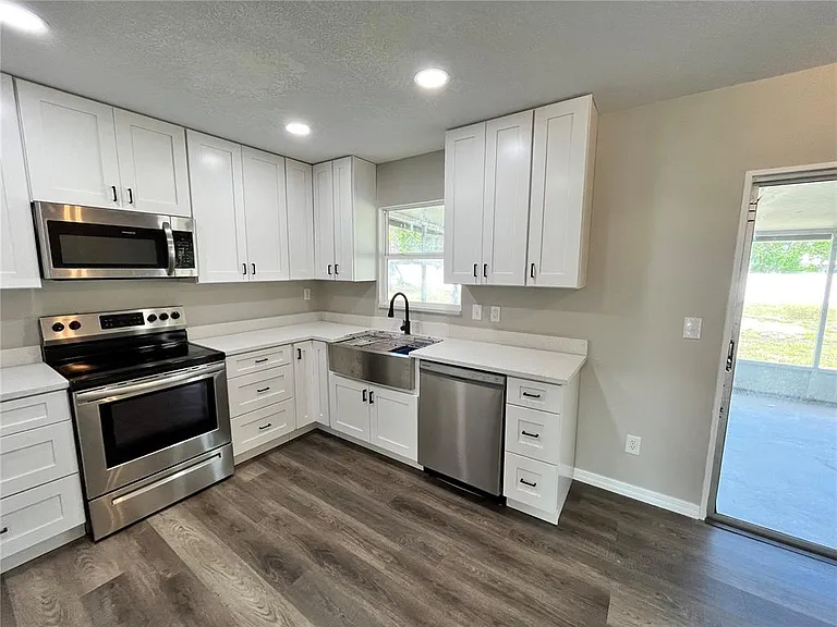 1494 Courtland Blvd — Photo 8