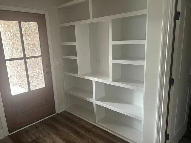 3 bed, 1667 sqft, $2,400 — Photo 3