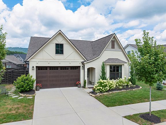 3rd image of 5796 Acadia Dr