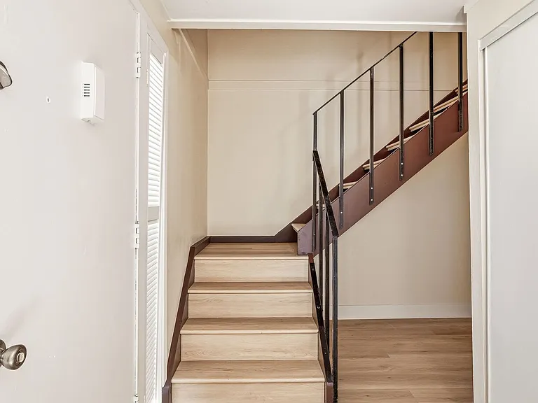 532 Tyrella Ave #45 — Photo 11