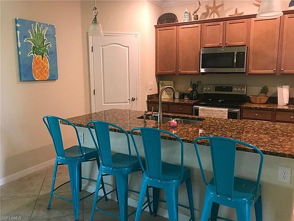 5th image of 10977 Cherry Laurel Dr