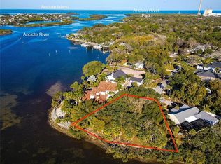 1600 Meyers Cove Dr, Tarpon Springs, FL 34689