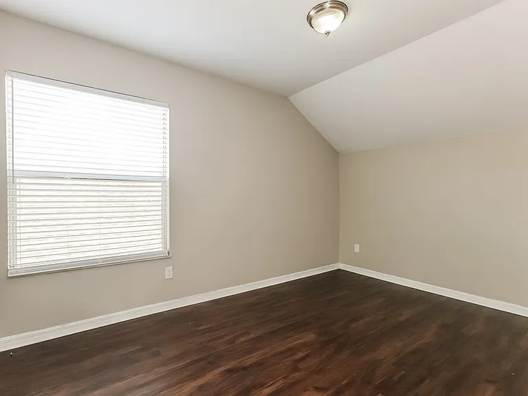 6023 Sand Key Ln — Photo 14