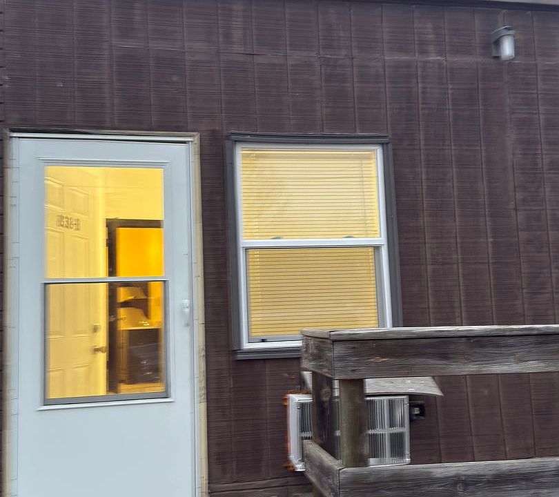 1st image of 838 S Concord St