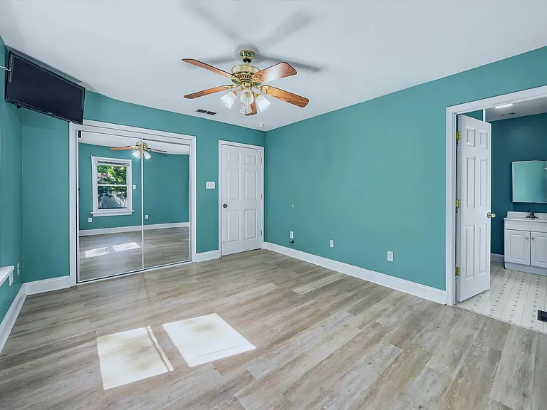 5 Comet Ct — Photo 12
