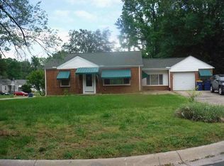 10758 Saint Dismas Ct, Saint Ann, MO 63074