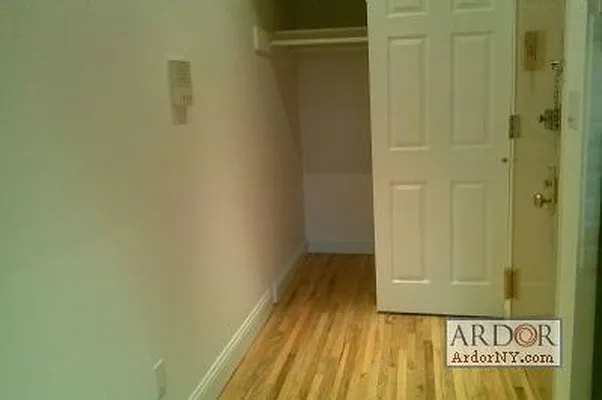 Rented by ArdorNY | media 36