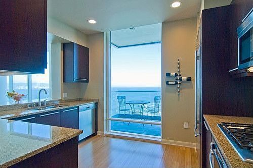 4th image of 425 1st St Unit 2802