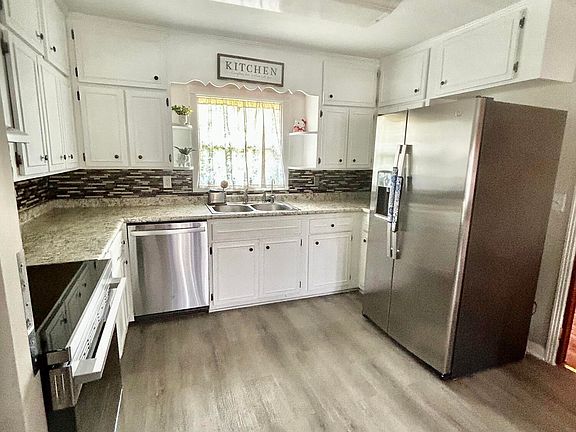 5th image of 1715 City Blvd