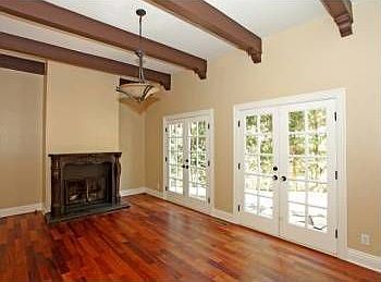 1st image of 3050 Belden Dr