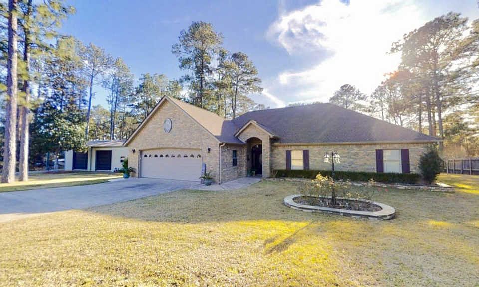 1st image of 416 Broadmoor Dr
