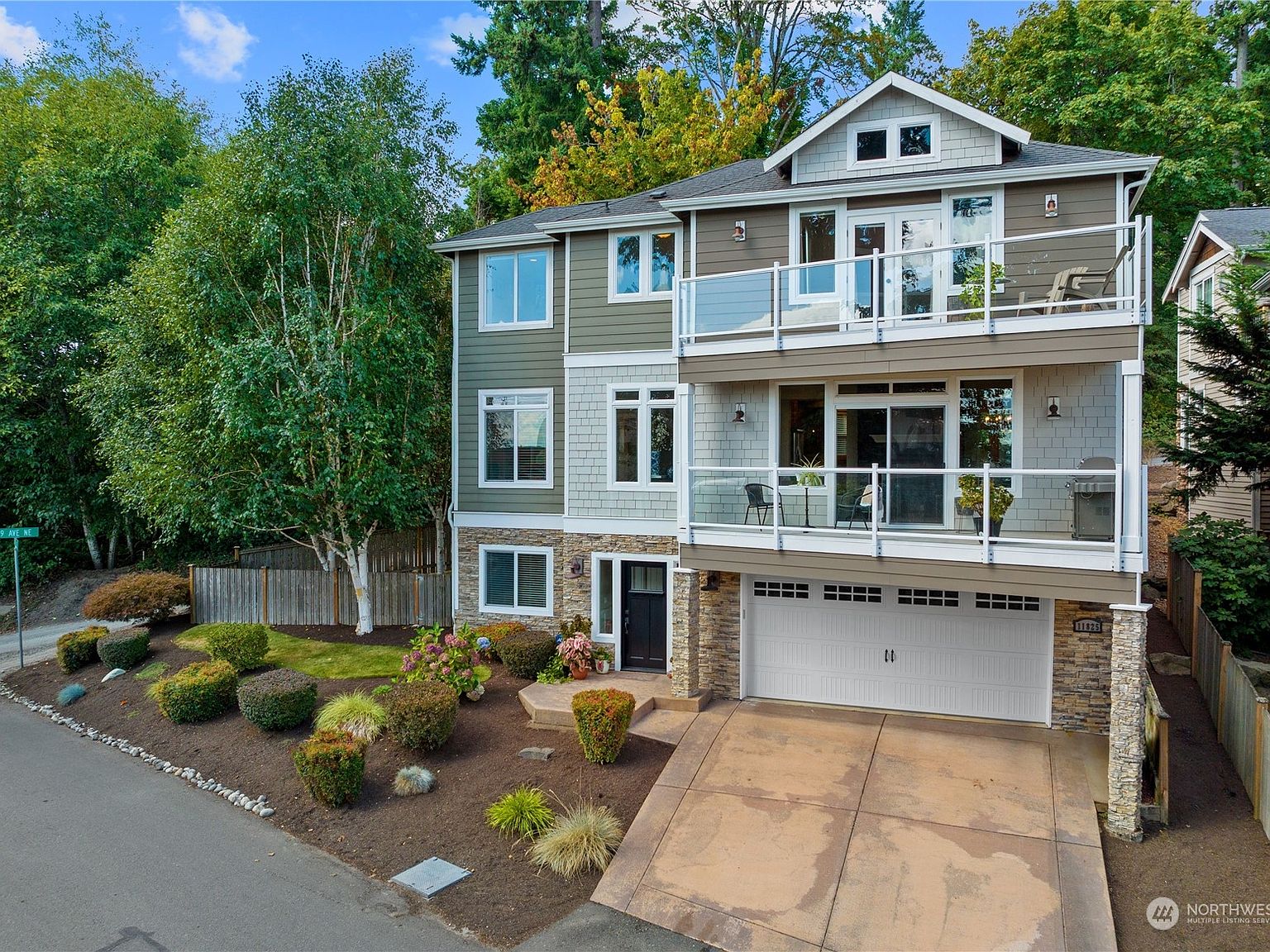 11825 89th Place NE, Kirkland, WA 98034 Zillow