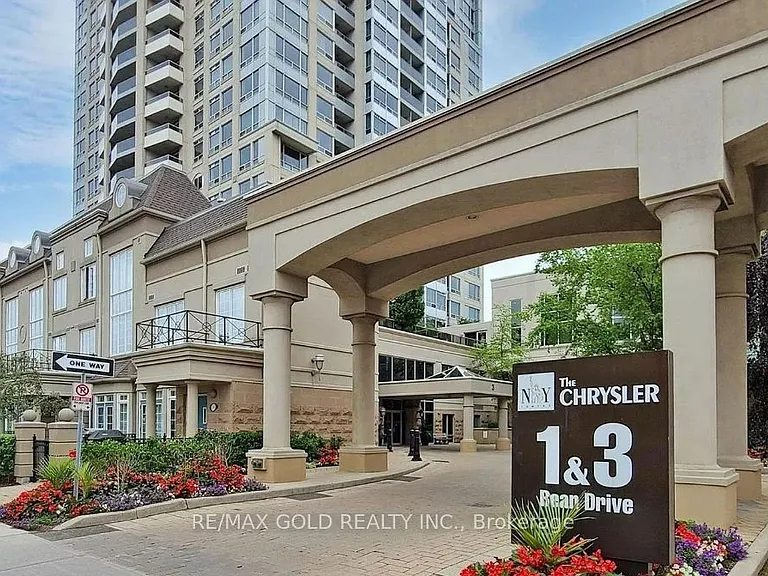 1 Rean Dr #702 — Photo 2