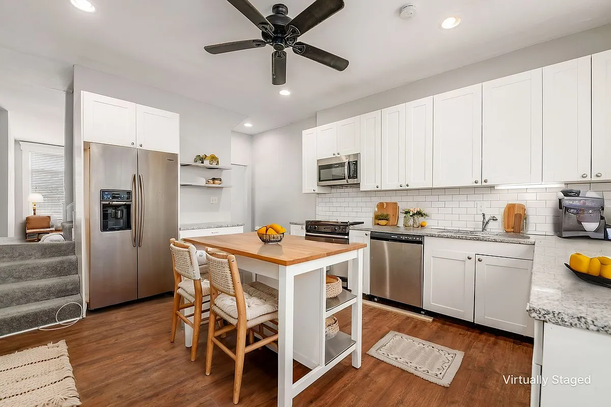 Building Photo - 243 Miller Ave #243