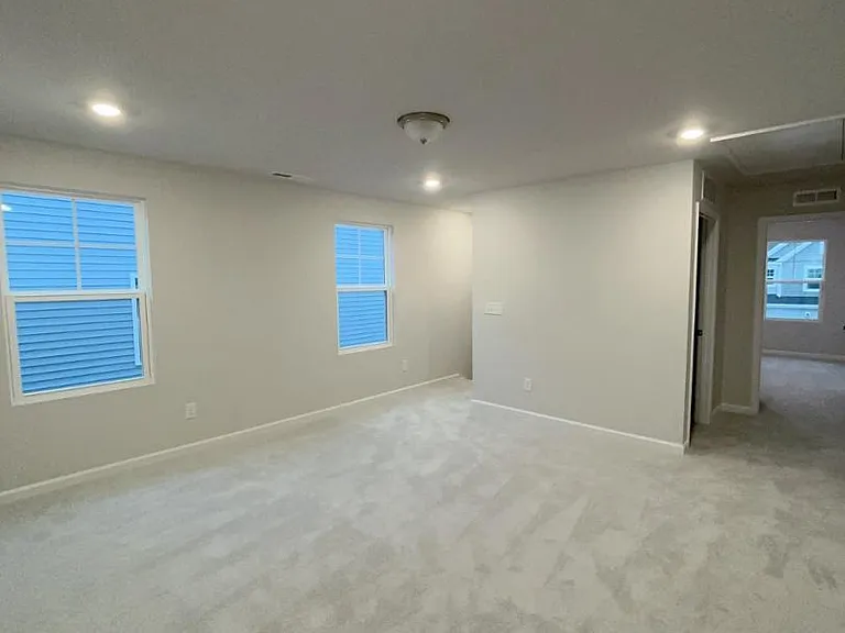 1013 Red Wing Dr — Photo 10