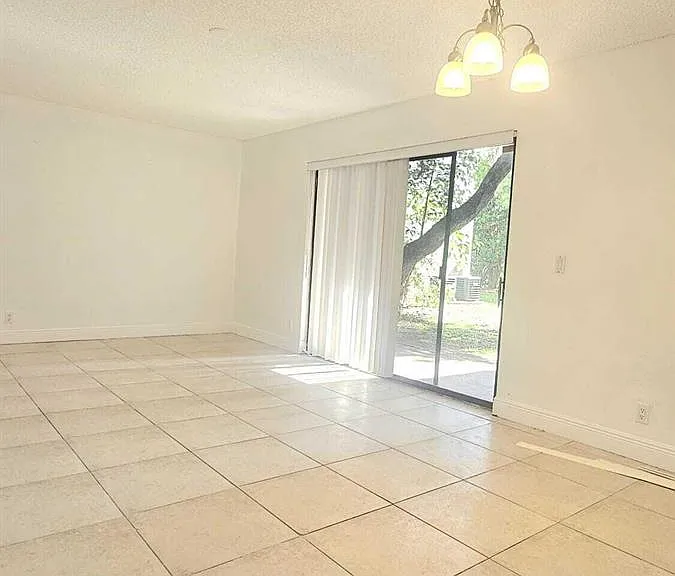 1641 Balfour Point Dr #A — Photo 2