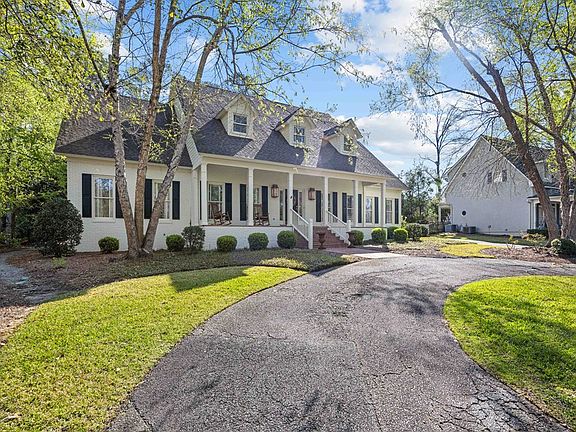2nd image of 5 Moss Trail Cir
