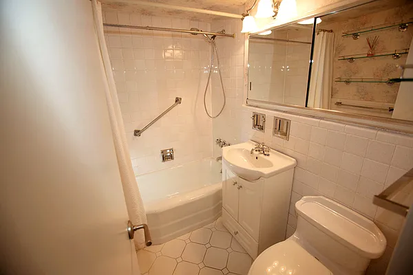 Rented by Engelman And Co | media 24