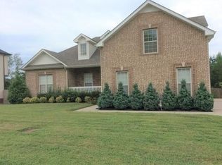 1320 Vantage Ct, Clarksville, TN