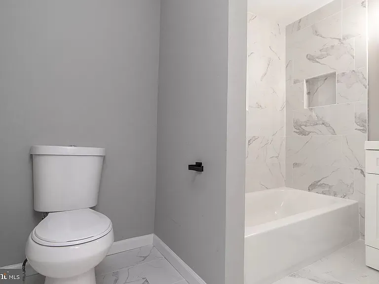 1229 Glyndon Ave — Photo 21