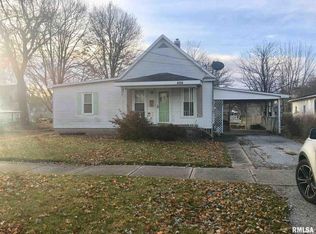 406 SW 4th St, Aledo, IL 61231