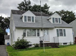 709 Park Ave, Spring Lake, NJ 07762