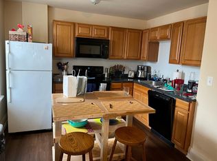 201 S Spruce St APT 3, Birdsboro, PA 19508