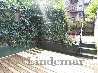 Rented by Lindemar LLC