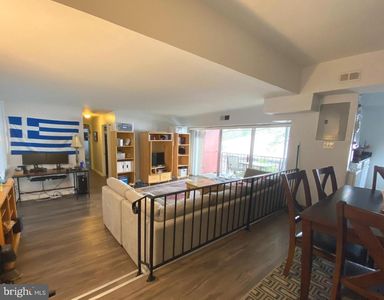 4709 Tecumseh St APT 202, College Park, MD, 20740