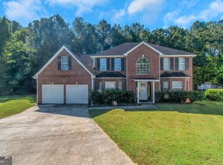 10806 Misty Meadows Ct, Hampton, GA 30228