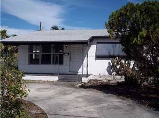 2011 N 22nd Ave, Hollywood, FL 33020