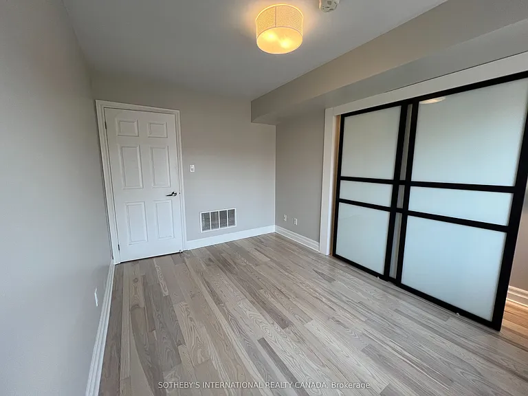 3069 Lakeshore Ave #301 — Photo 7
