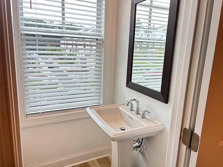 1343 Harvest Park Ln — Photo 11