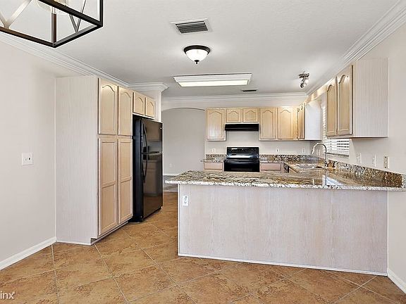 3rd image of 2234 Margarita Dr