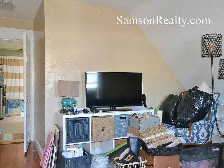 149 University Ave #3 — Photo 6