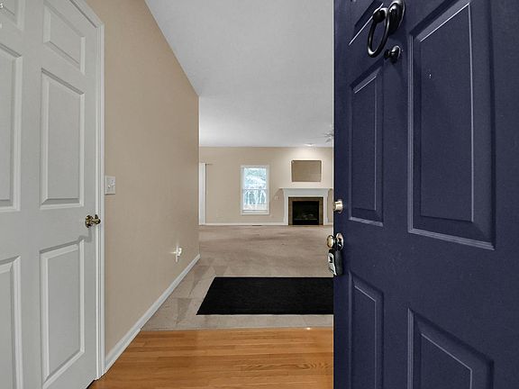 2nd image of 102 Roth Ct