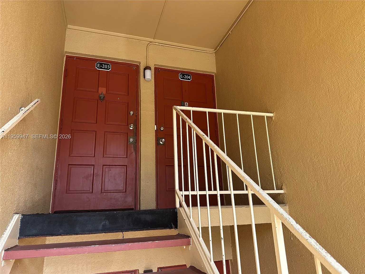 2 bed, 1.0 bath, $1,450 — Photo 3