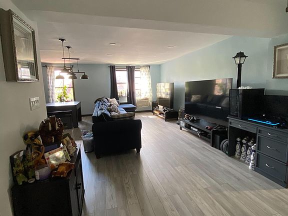 5th image of 84-29 155th Ave APT 3J