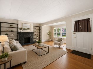 122 Stratford Rd, Buffalo, NY 14216