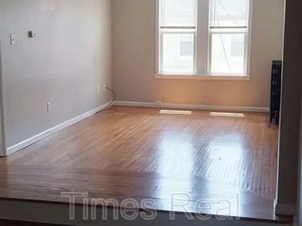 19 W Main St APT 2, Fleetwood, PA 19522