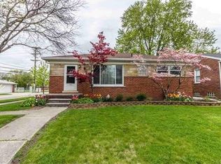 20101 California St, Saint Clair Shores, MI 48080