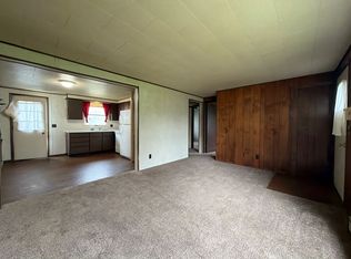 302 E Lincoln St APT 5A, Wakarusa, IN 46573