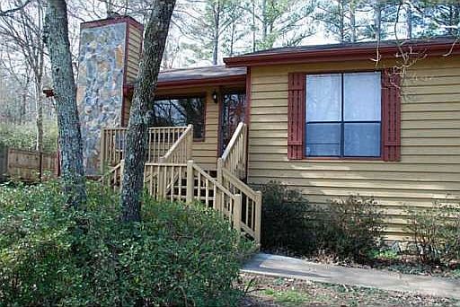 4th image of 505 Magnolia Dr