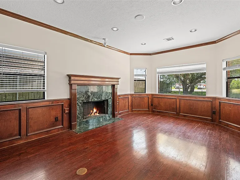 20240 Cypress Rosehill Rd — Photo 21