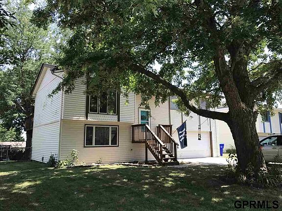 2nd image of 7313 Thorn Apple Ln