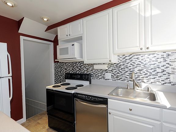 Fabulous backsplash