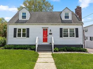 219 Roseville Ter, Fairfield, CT 06824